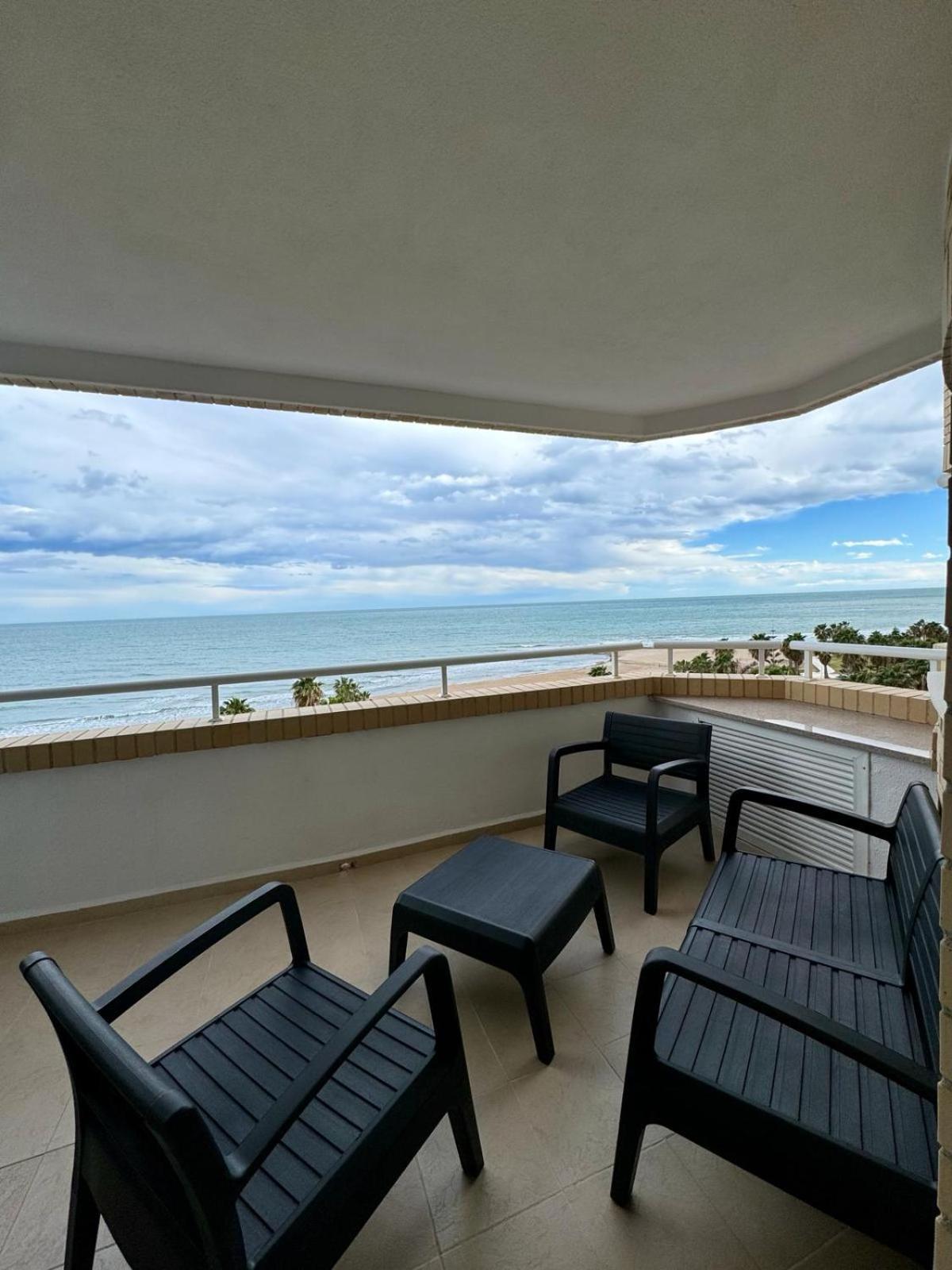 Paradise Frontal Mar Apartment